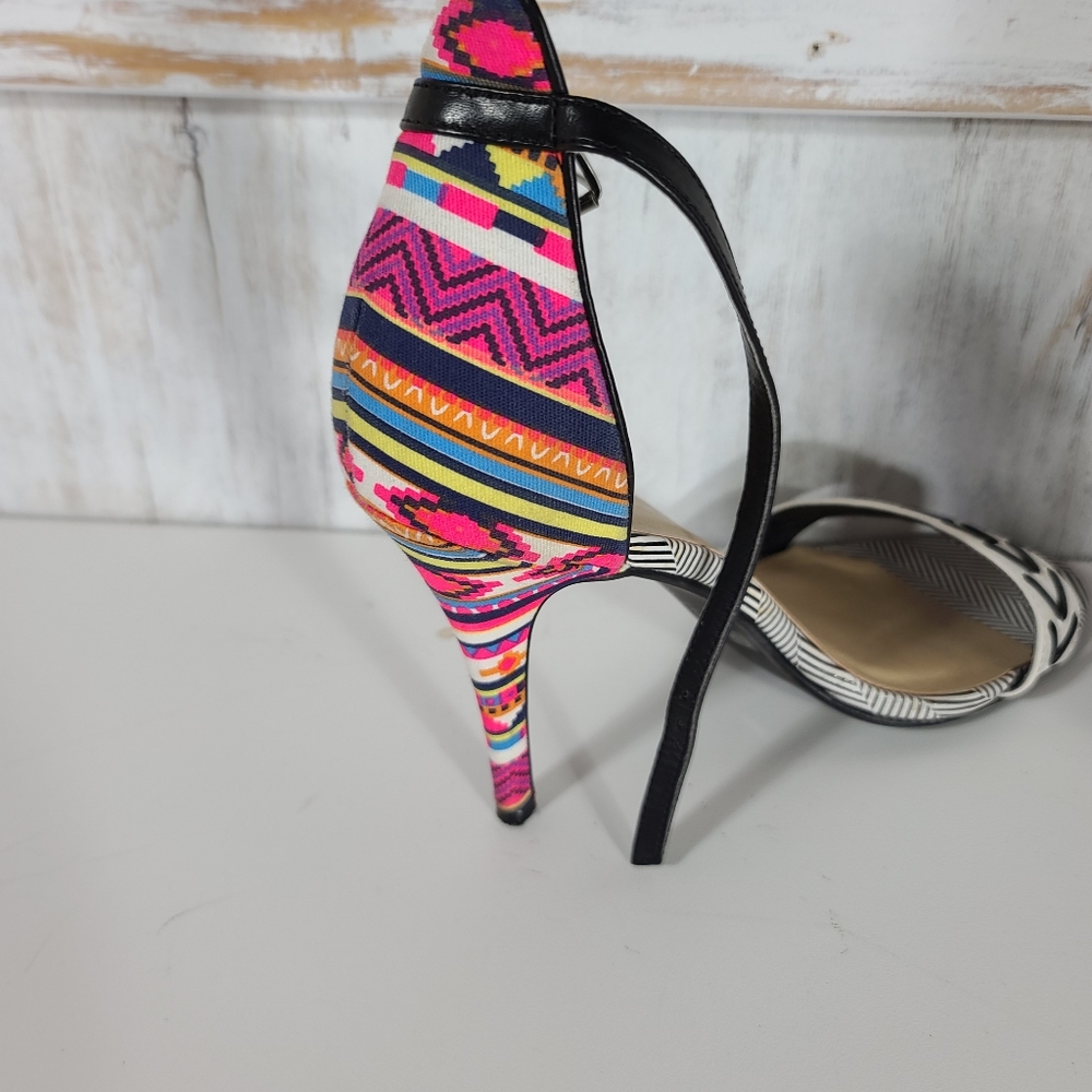 Chinese Laundry high  heels  sandals sz11 @38‎